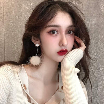 Autumn New Fashion Long Mink Fur Fluffy Hairball Dangle Earrings For Women Girls Party Jewelry Crystal Snowflake Drop Earring daiiibabyyy